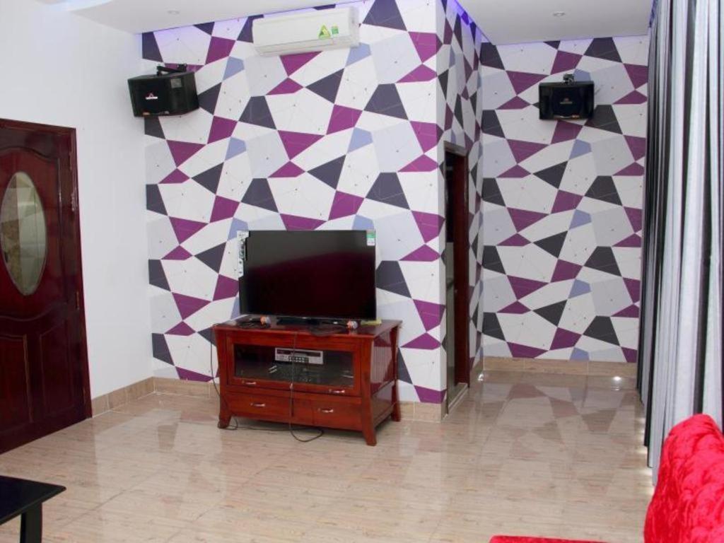 Tran Vinh Hotel Bac Lieu Esterno foto