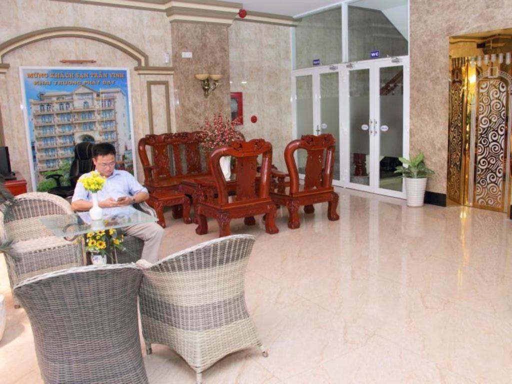 Tran Vinh Hotel Bac Lieu Esterno foto