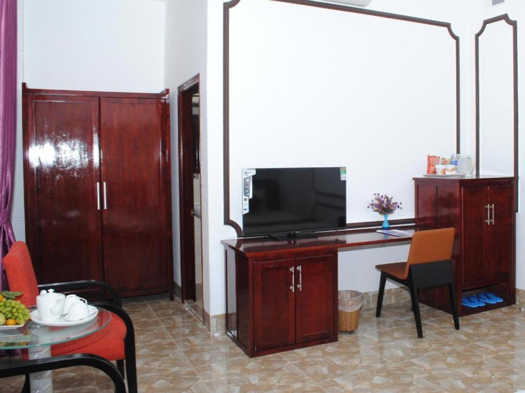 Tran Vinh Hotel Bac Lieu Esterno foto