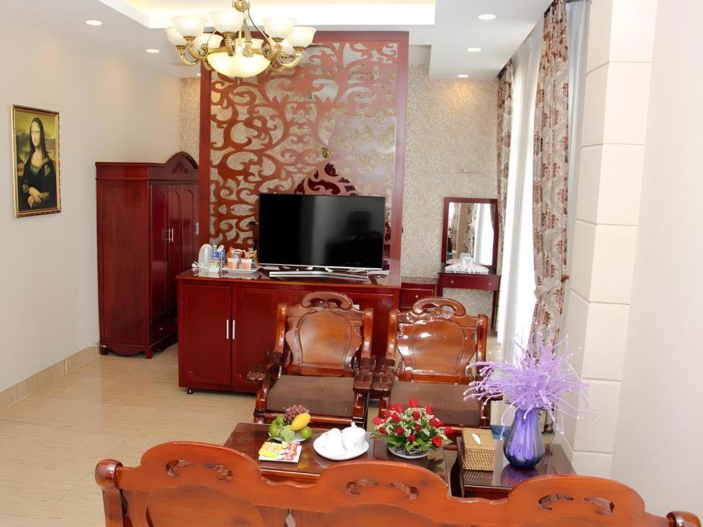 Tran Vinh Hotel Bac Lieu Esterno foto