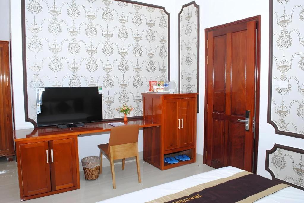 Tran Vinh Hotel Bac Lieu Esterno foto