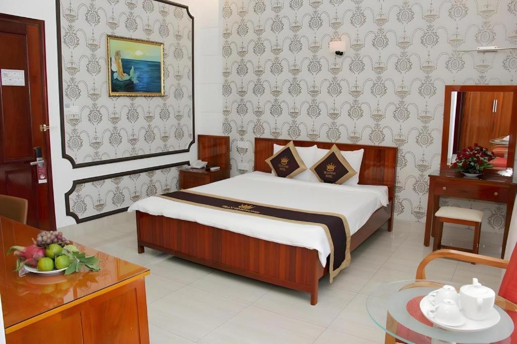 Tran Vinh Hotel Bac Lieu Esterno foto